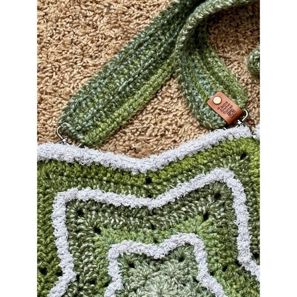 Green crochet star bag - Picture 5 of 6